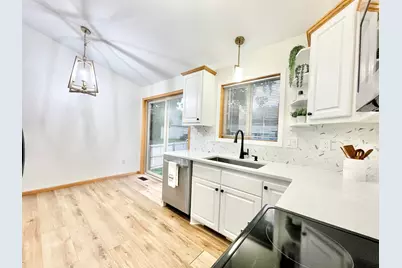 2011 Lake View Drive, Prior Lake, MN 55352 - Photo 13