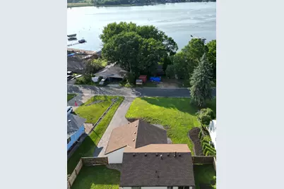 2011 Lake View Drive, Prior Lake, MN 55352 - Photo 5