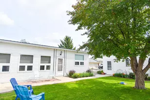 516 St Paul Ave S, Thief River Falls, MN 56701 - Photo 45