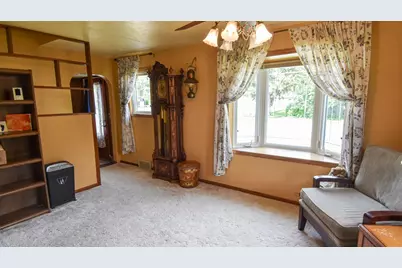 516 Saint Paul Avenue S, Thief River Falls, MN 56701 - Photo 11