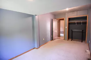 237 E Nelson Ave, Warren, MN 56762 - Photo 31