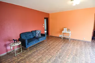 237 E Nelson Ave, Warren, MN 56762 - Photo 7