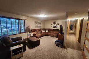 505 9th St SW, Pipestone, MN 56164 - Photo 17