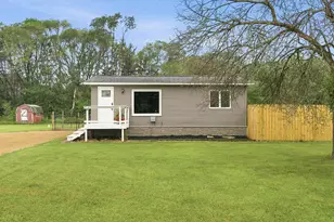 1908 90th St, New Richmond, WI 54017 - Photo 3