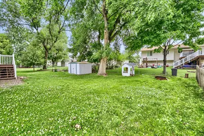 9014 Hampshire Avenue N, Brooklyn Park, MN 55445 - Photo 23