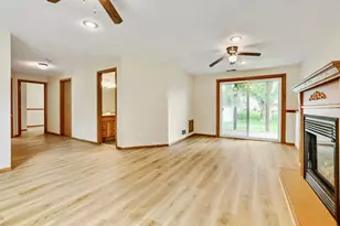 9014 Hampshire Ave N, Brooklyn Park, MN 55445 - Photo 17