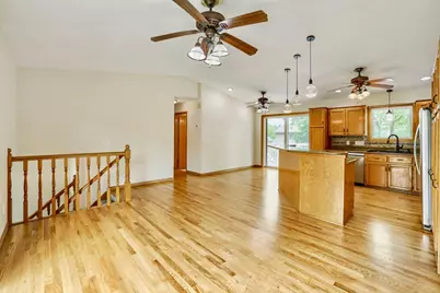 9014 Hampshire Avenue N, Brooklyn Park, MN 55445 - Photo 3