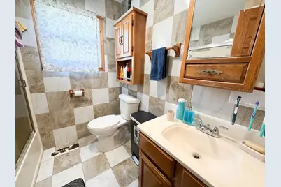 1719 Dover Street, Worthington, MN 56187 - Photo 17
