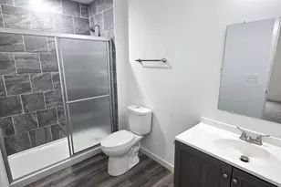 1911 E 32nd St, Minneapolis, MN 55407 - Photo 9