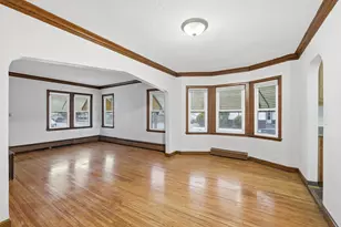 227 Maryland Ave W, Saint Paul, MN 55117 - Photo 3
