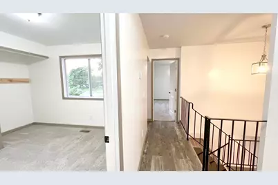 7694 Dunmore Road, Woodbury, MN 55125 - Photo 11