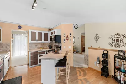10207 Madison Street NE, Blaine, MN 55434 - Photo 5