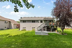 10207 Madison St NE, Blaine, MN 55434 - Photo 29