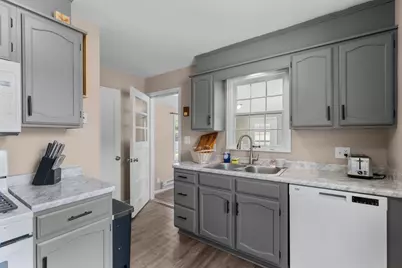 1205 9th Street NE, Rochester, MN 55906 - Photo 9