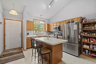 1585 Chartreux Avenue, Shakopee, MN 55379 - Photo 3