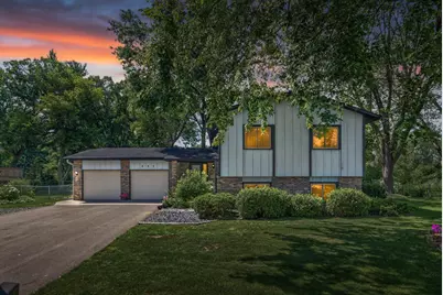 882 90th Avenue NW, Coon Rapids, MN 55433 - Photo 1