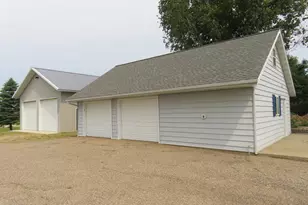1814 County Road 5 NW, Annandale, MN 55302 - Photo 3