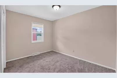 47585 Cedarcrest Trail, Rush City, MN 55069 - Photo 9