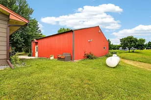 47585 Cedarcrest Trail, Rush City, MN 55069 - Photo 25