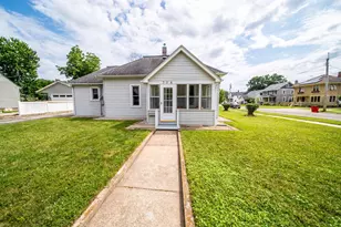 704 7th St SE, Rochester, MN 55904 - Photo 1