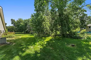 3854 Heather Dr, Eagan, MN 55122 - Photo 21
