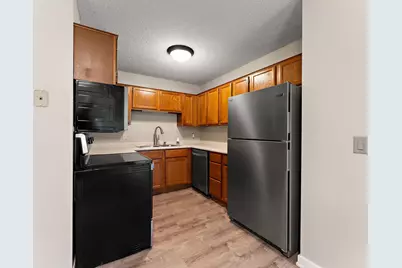 3854 Heather Drive, Eagan, MN 55122 - Photo 11