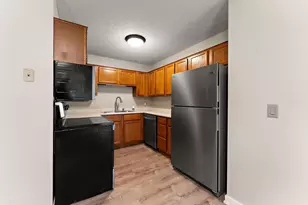 3854 Heather Dr, Eagan, MN 55122 - Photo 11