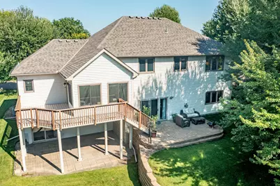 1199 Ashley Lane, Mahtomedi, MN 55115 - Photo 33