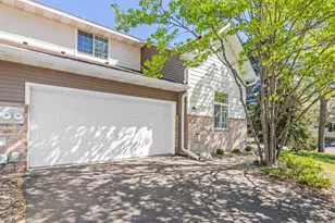 17980 Cobblestone Way, Eden Prairie, MN 55347 - Photo 3