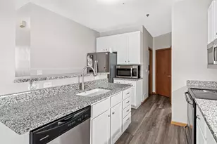 17980 Cobblestone Way, Eden Prairie, MN 55347 - Photo 13