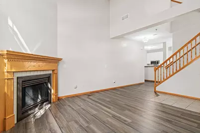 17980 Cobblestone Way, Eden Prairie, MN 55347 - Photo 9
