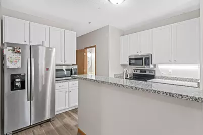 17980 Cobblestone Way, Eden Prairie, MN 55347 - Photo 15