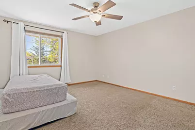 17980 Cobblestone Way, Eden Prairie, MN 55347 - Photo 21