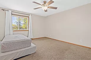 17980 Cobblestone Way, Eden Prairie, MN 55347 - Photo 21