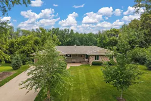 12680 N Shannon Dr, Shakopee, MN 55379 - Photo 3
