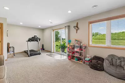 1302 Prairie Street NW, Montgomery, MN 56069 - Photo 9
