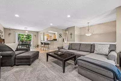 506 Laredo Lane, Chanhassen, MN 55317 - Photo 11