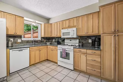 506 Laredo Lane, Chanhassen, MN 55317 - Photo 21