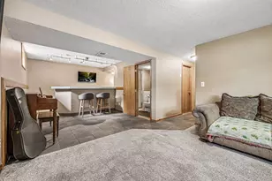 506 Laredo Ln, Chanhassen, MN 55317 - Photo 35