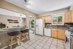 506 Laredo Ln, Chanhassen, MN 55317 - Photo 19