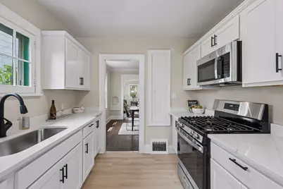 792 Charles Avenue, Saint Paul, MN 55104 - Photo 11