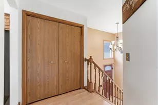 4096 Rice St, Vadnais Heights, MN 55126 - Photo 13