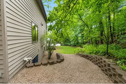 950 E Belvista Drive, North Mankato, MN 56003 - Photo 9