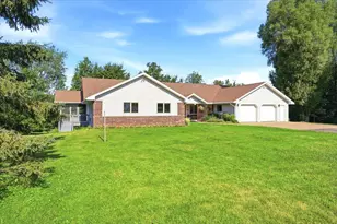 462 270th St, Woodville, WI 54028 - Photo 3