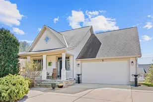 2710 Red Splendor Cir E, Maplewood, MN 55119 - Photo 3