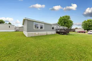 2147 Celtic Ct, North Mankato, MN 56003 - Photo 3