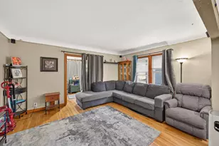 404 1st Ave S, South Saint Paul, MN 55075 - Photo 3