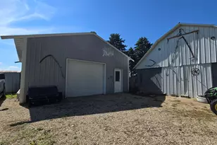 14977 690th Ave, Adams, MN 55909 - Photo 11