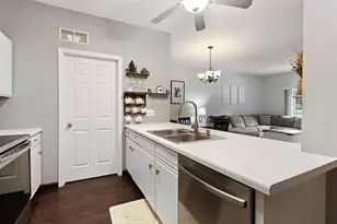 701 Woodduck Dr, Woodbury, MN 55125 - Photo 5