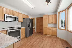 17700 41st Ave N, Plymouth, MN 55446 - Photo 11